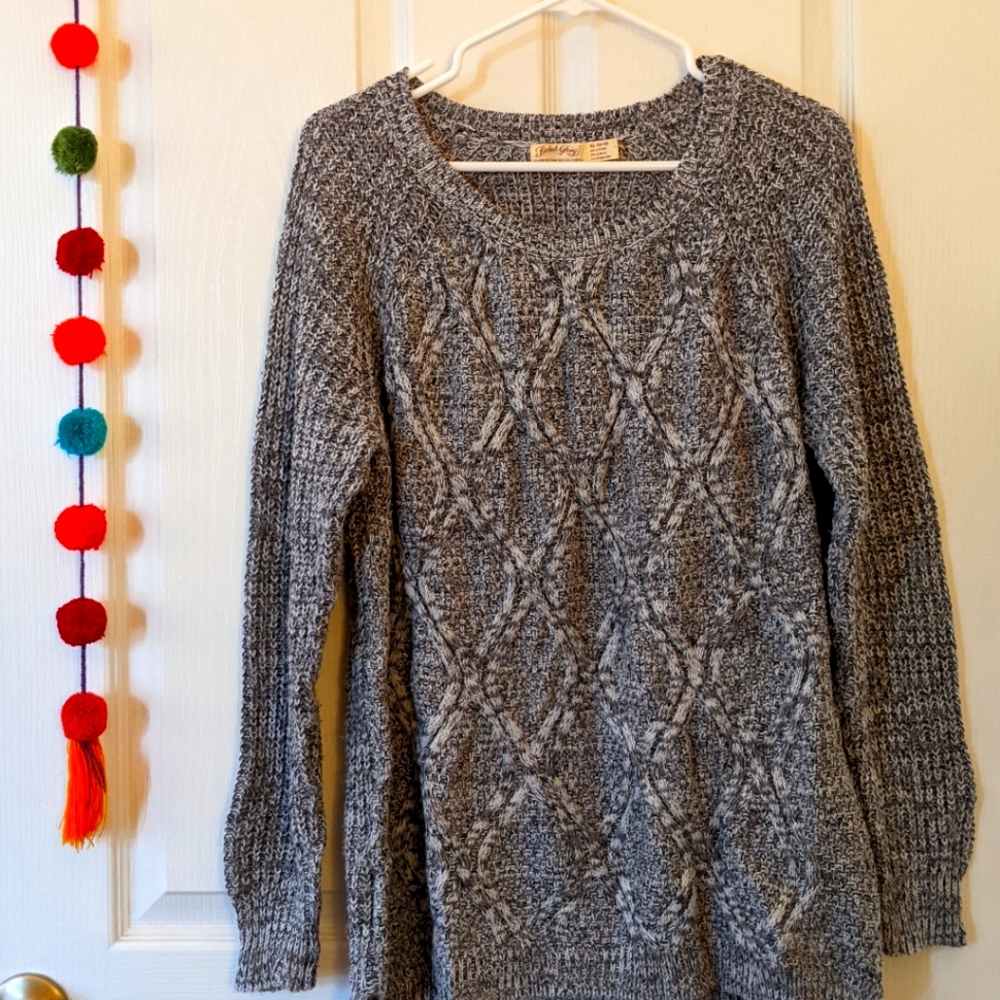Grey chunky knit sweater